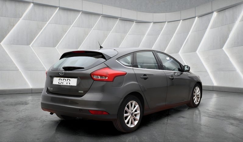 
								FORD FOCUS full									