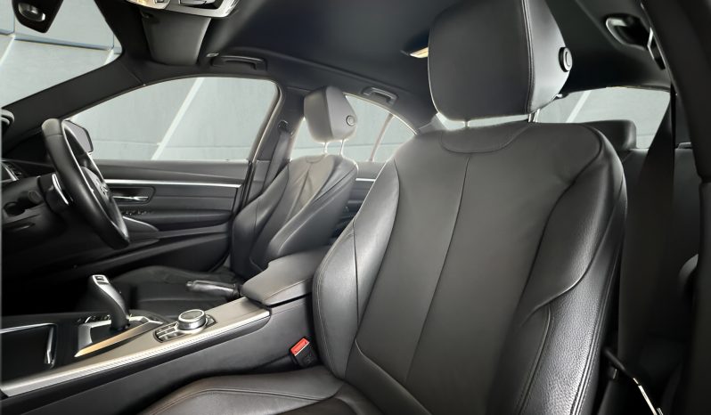 
								BMW 3 SERIES full									