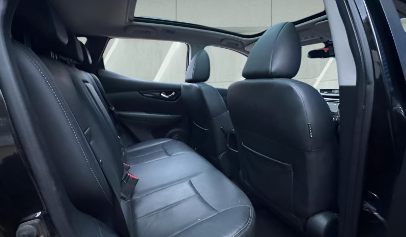 
								NISSAN QASHQAI full									