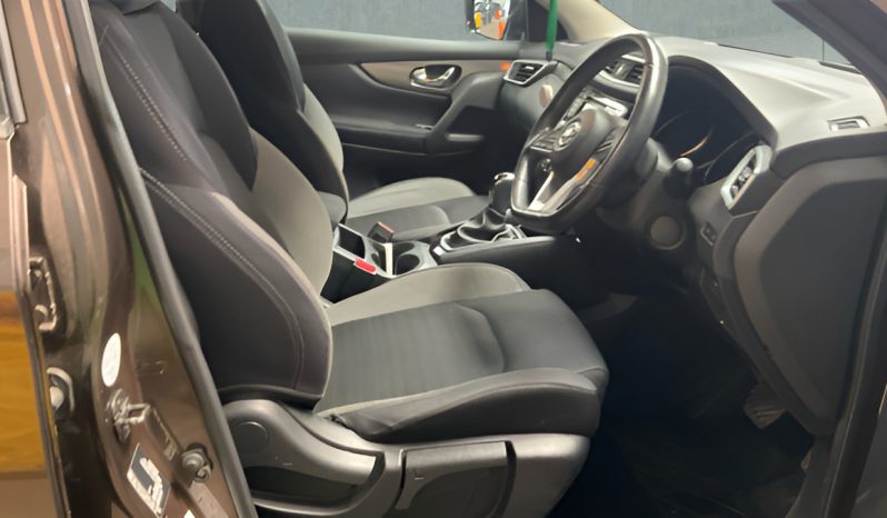 
								NISSAN QASHQAI full									