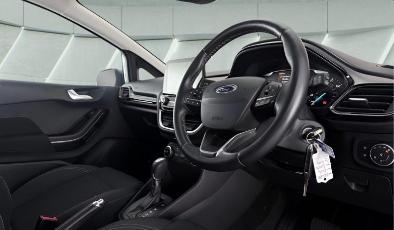 
								FORD FIESTA full									