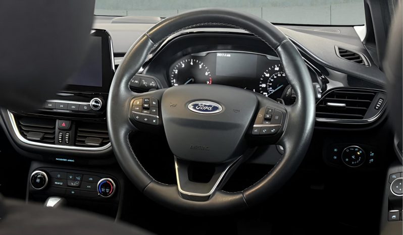 
								FORD FIESTA full									