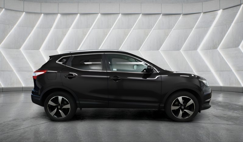 
								NISSAN QASHQAI full									