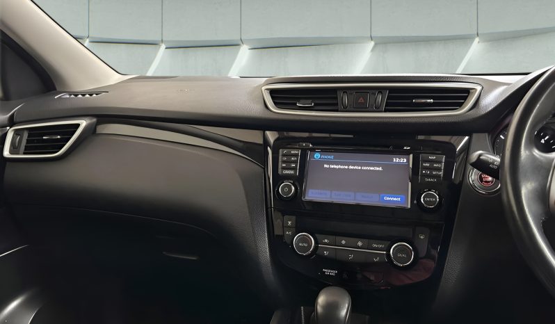 
								NISSAN QASHQAI full									