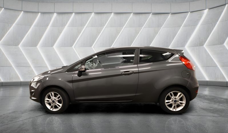 
								FORD FIESTA full									