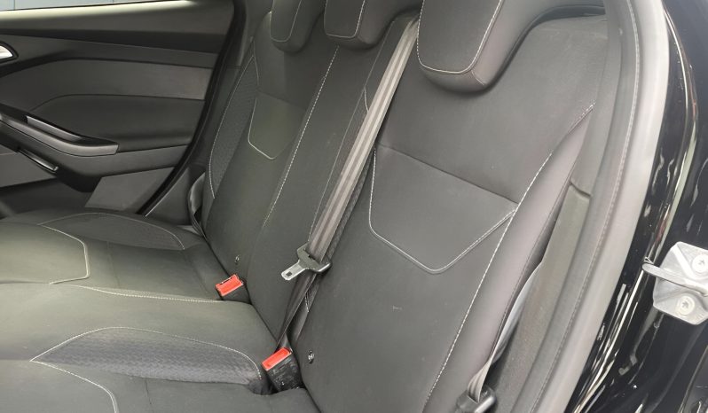 
								FORD FOCUS full									