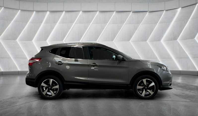 
								NISSAN QASHQAI full									