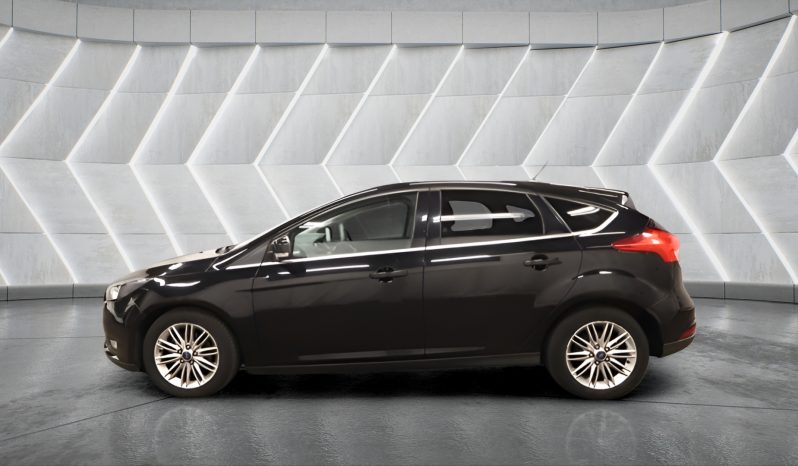 
								FORD FOCUS full									