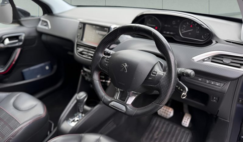 
								PEUGEOT 2008 full									