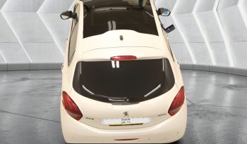 
										PEUGEOT 208 full									