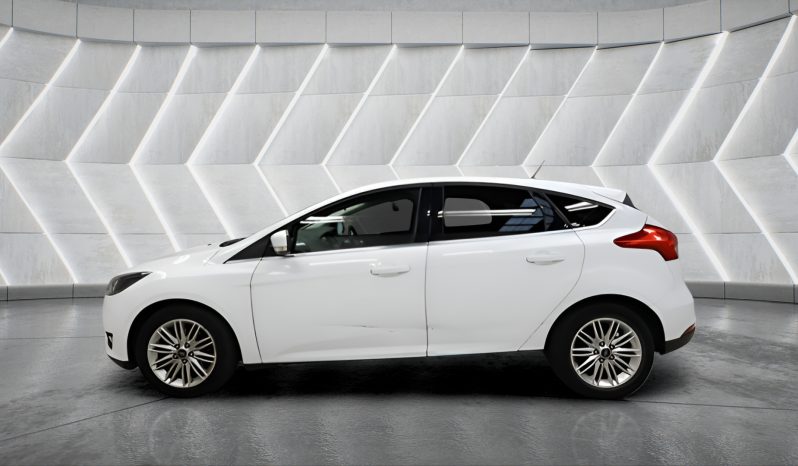 
								FORD FOCUS full									