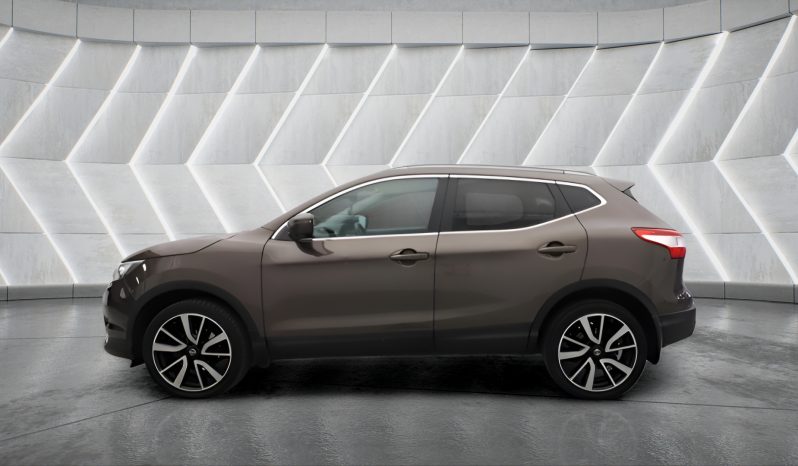 
								NISSAN QASHQAI full									
