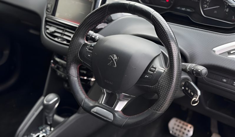 
								PEUGEOT 2008 full									