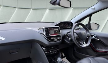 
										PEUGEOT 208 full									