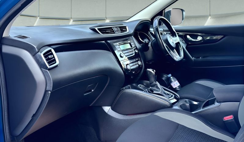 
								NISSAN QASHQAI full									