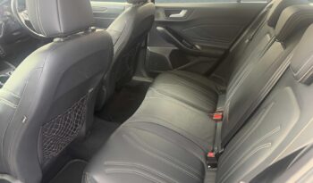 
										FORD FOCUS full									