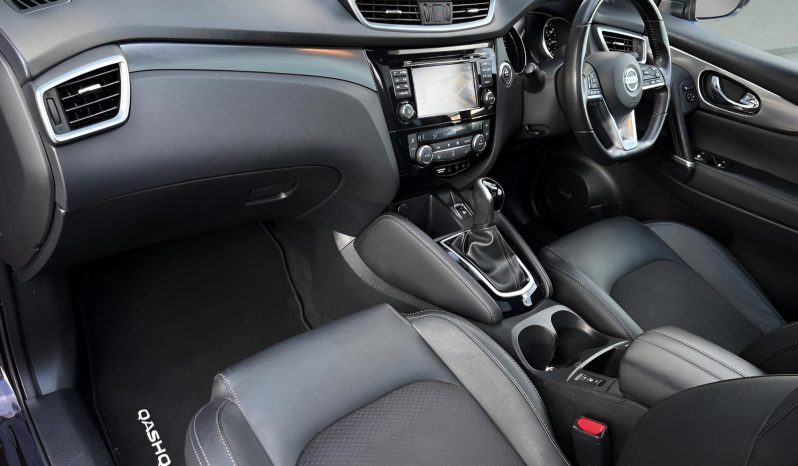 
								NISSAN QASHQAI full									